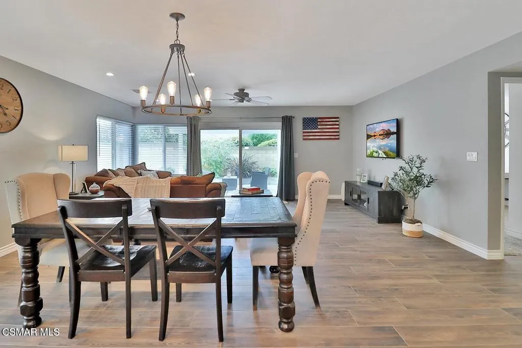 3550 Woodhaven Street, Simi Valley, California 93063 home-pic-20