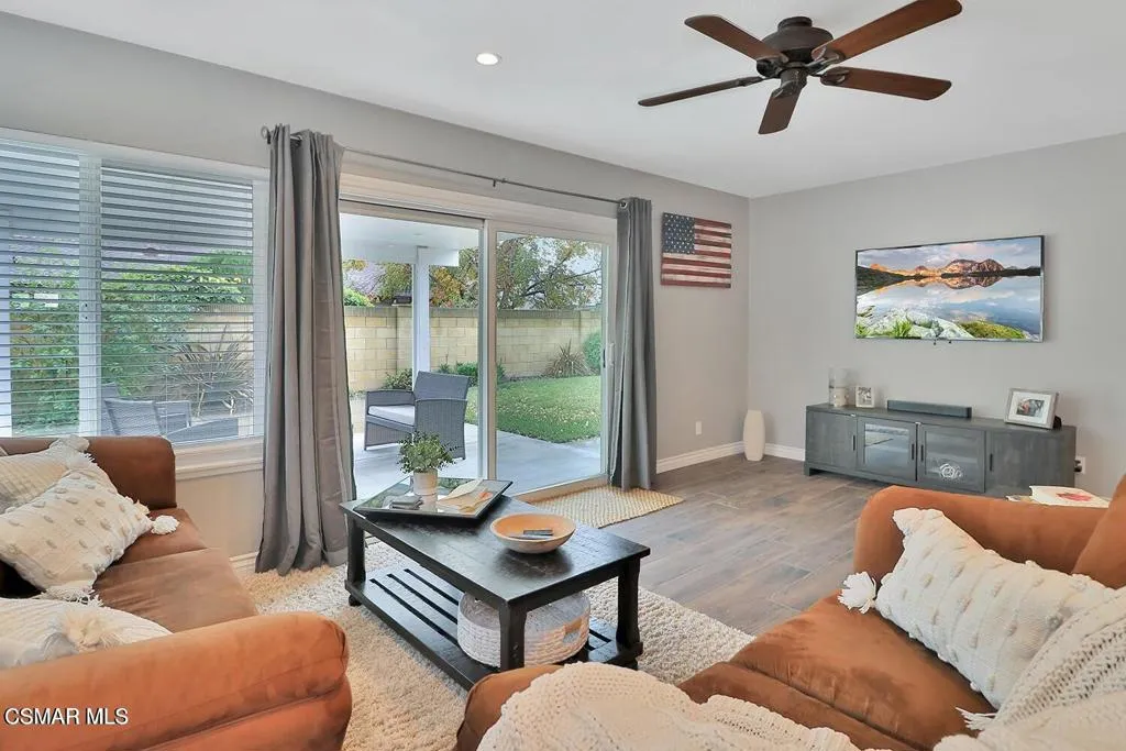 3550 Woodhaven Street, Simi Valley, California 93063 home-pic-11
