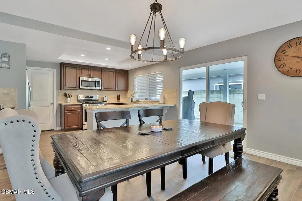 3550 Woodhaven Street, Simi Valley, California 93063 home-pic-7