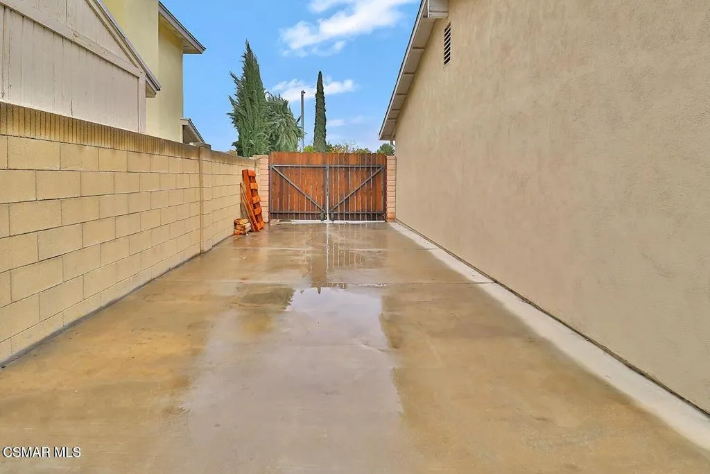3550 Woodhaven Street, Simi Valley, California 93063 home-pic-38