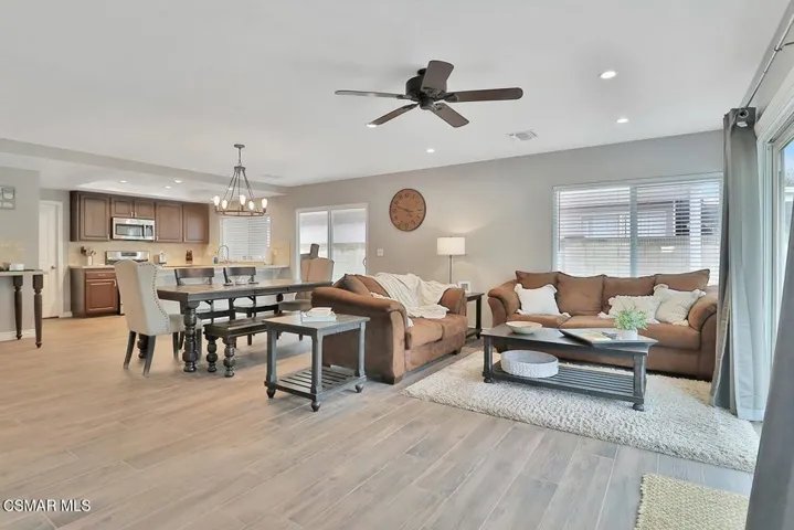 20241229023902438351000000-o