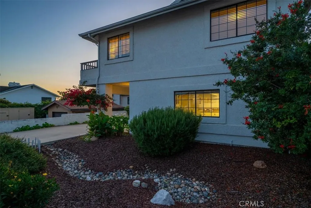 573 N 16th, Grover Beach, California 93433 home-pic-4