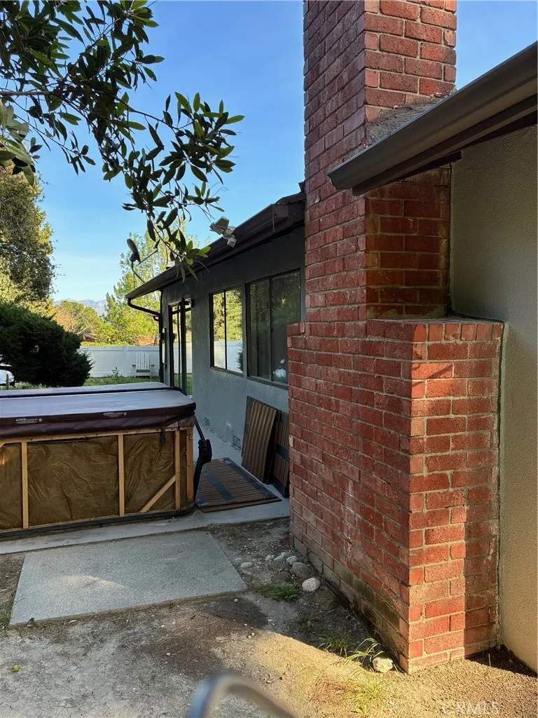 11901 Cameo Place, Granada Hills, California 91344 home-pic-4