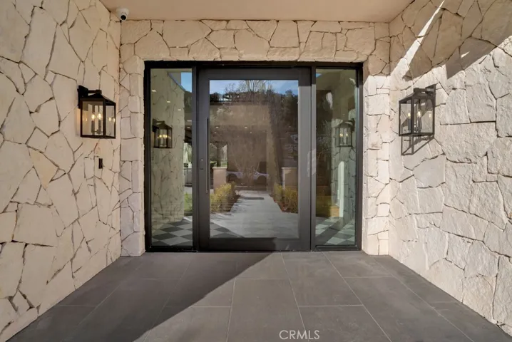 29269 Wagon Road, Agoura Hills, California 91301