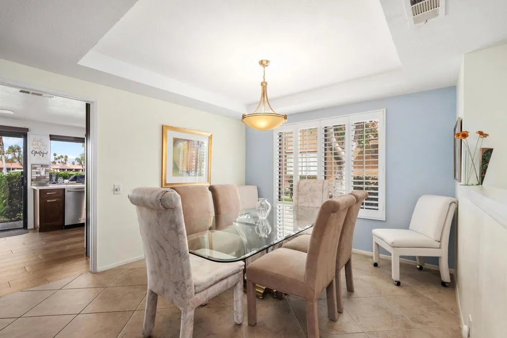 122 Presidio Place, Palm Desert, California 92260 home-pic-15