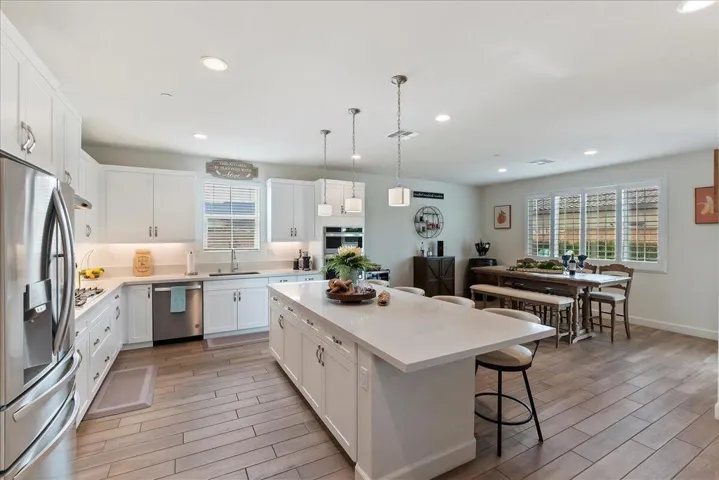 08-Kitchen