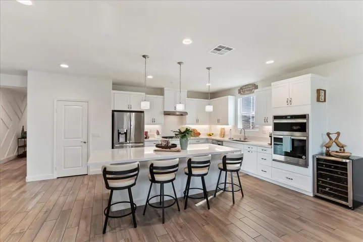 09-Kitchen