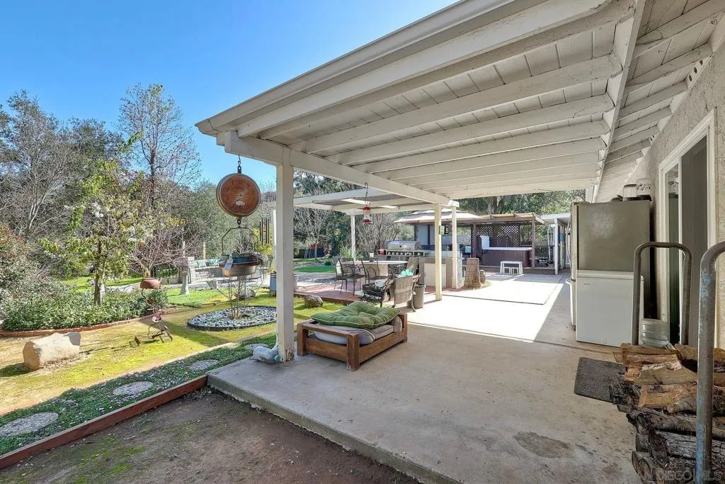15805 Oak Valley Rd, Ramona, California 92065 home-pic-34