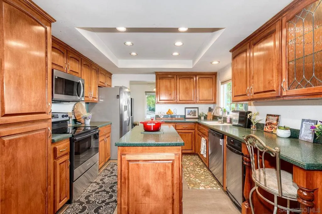 15805 Oak Valley Rd, Ramona, California 92065 home-pic-19