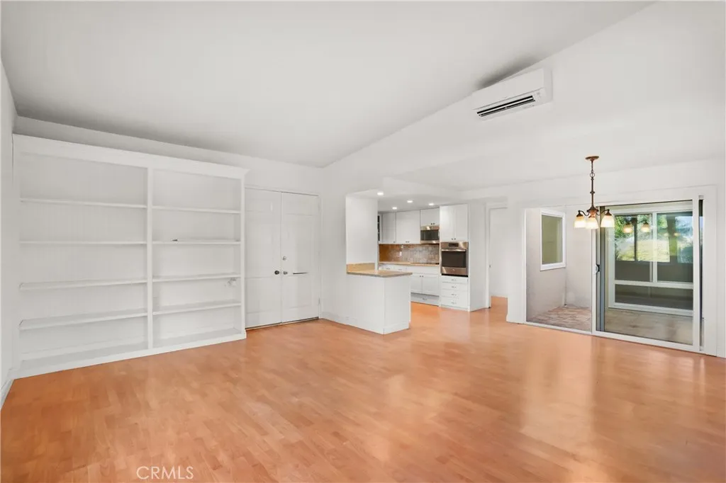 395 Avenida Castilla B, Laguna Woods, California 92637 home-pic-11