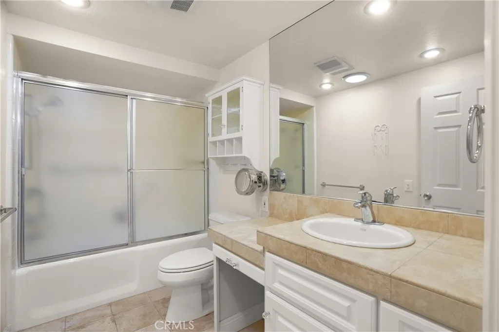 395 Avenida Castilla B, Laguna Woods, California 92637 home-pic-23