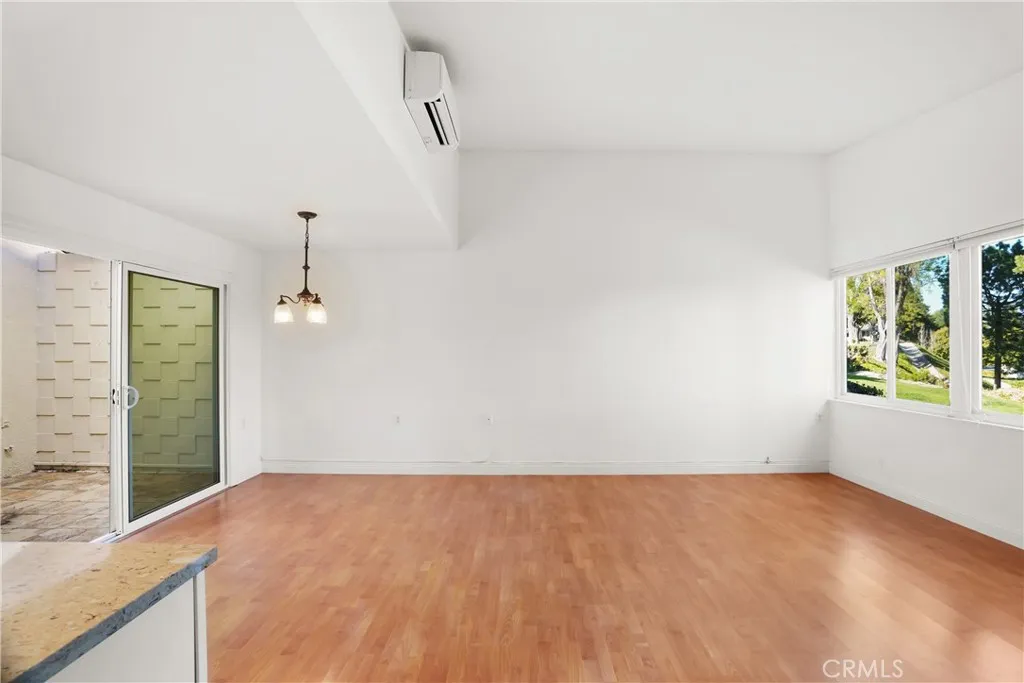 395 Avenida Castilla B, Laguna Woods, California 92637 home-pic-9