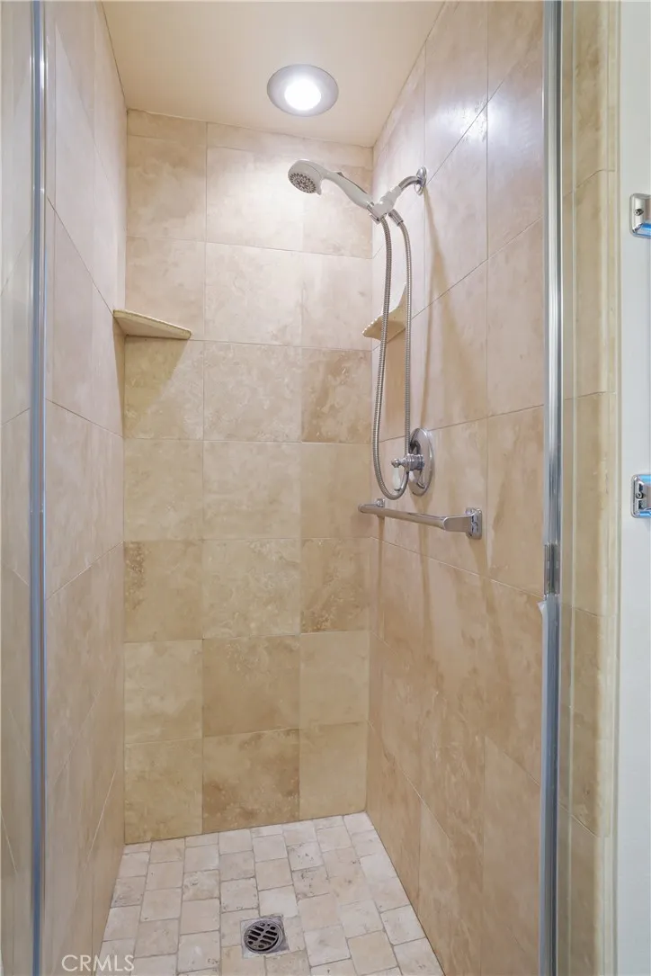 395 Avenida Castilla B, Laguna Woods, California 92637 home-pic-27