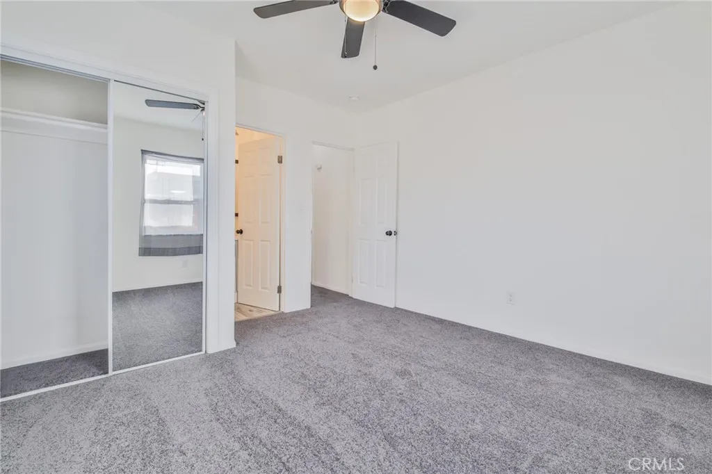 1404 E 87th Place, Los Angeles, California 90002 home-pic-20