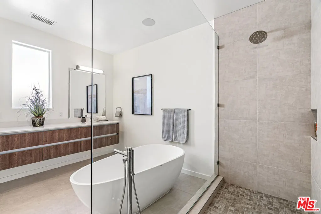 Primary Suite Bath
