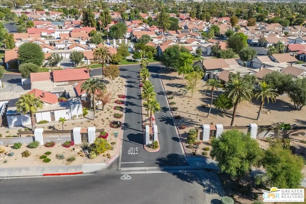 2335 S Gene Autry Trail C, Palm Springs, California 92264 home-pic-44