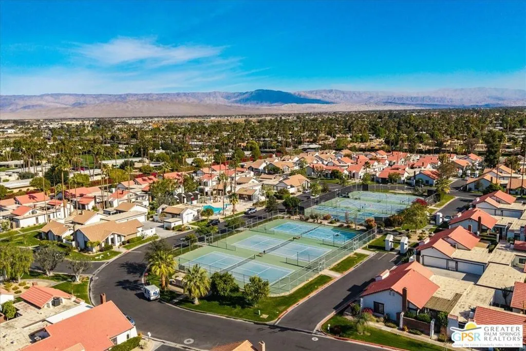 2335 S Gene Autry Trail C, Palm Springs, California 92264 home-pic-39