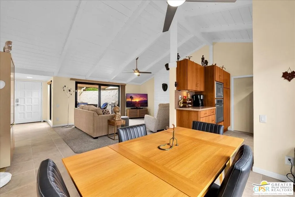 2335 S Gene Autry Trail C, Palm Springs, California 92264 home-pic-7