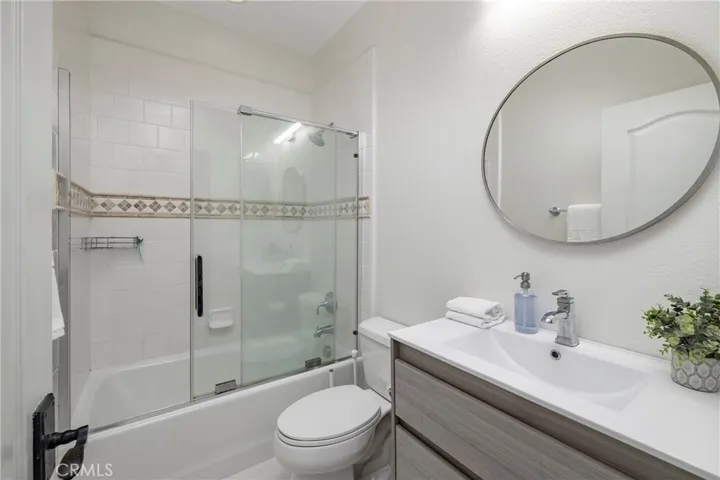 Bedroom 1 bathroom