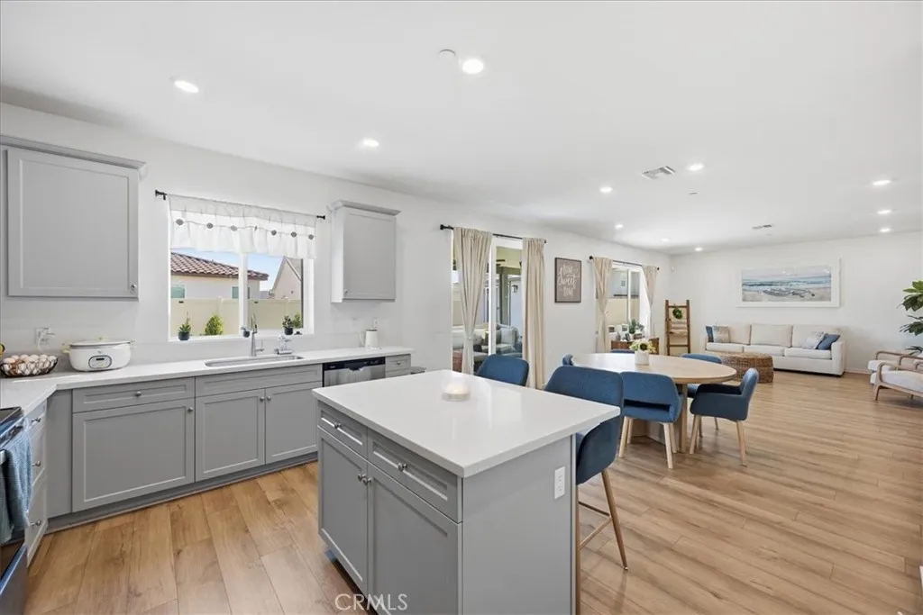 29168 Cahill Court, Winchester, California 92596 home-pic-5