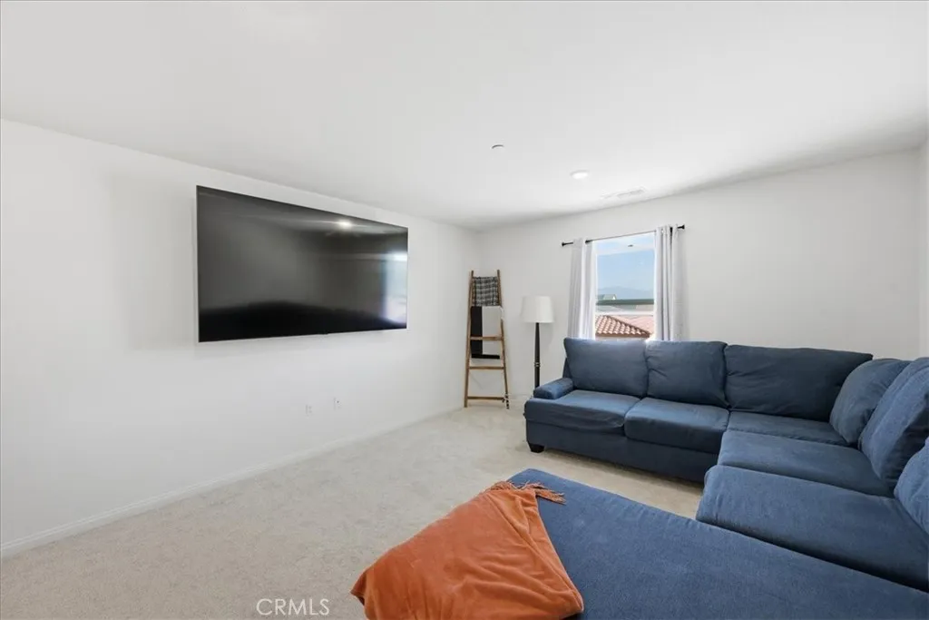 29168 Cahill Court, Winchester, California 92596 home-pic-11