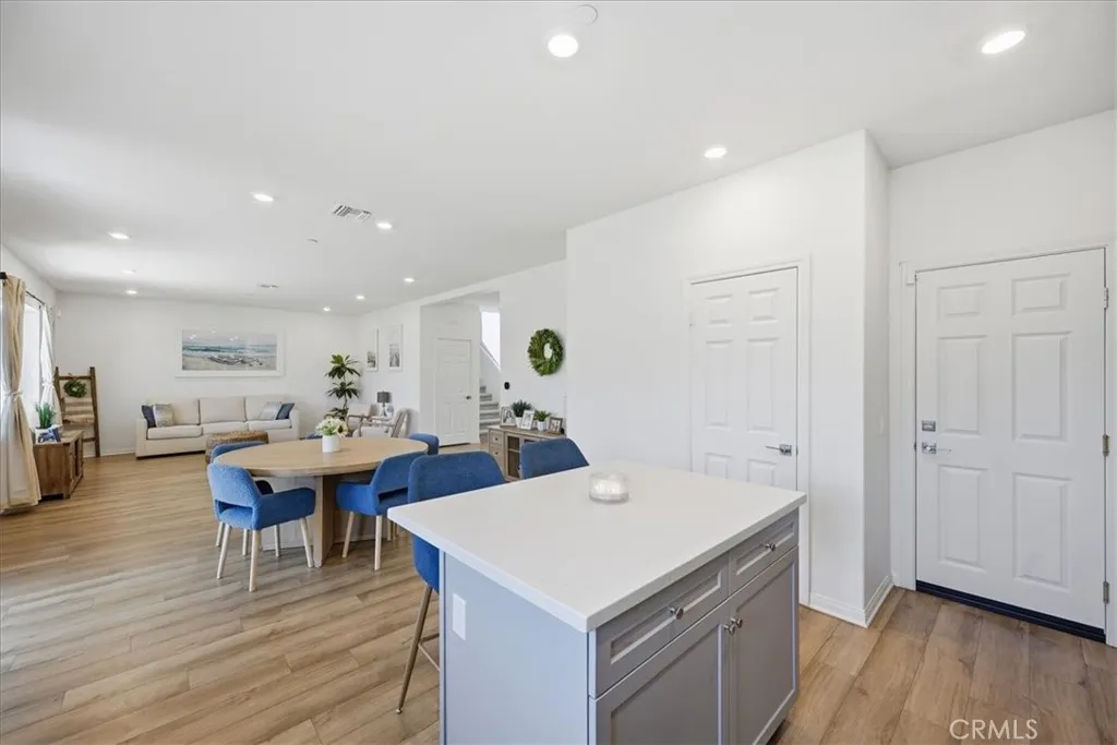 29168 Cahill Court, Winchester, California 92596 home-pic-6