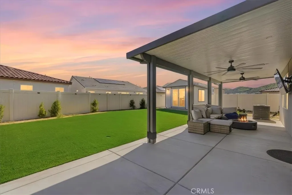 29168 Cahill Court, Winchester, California 92596 home-pic-29
