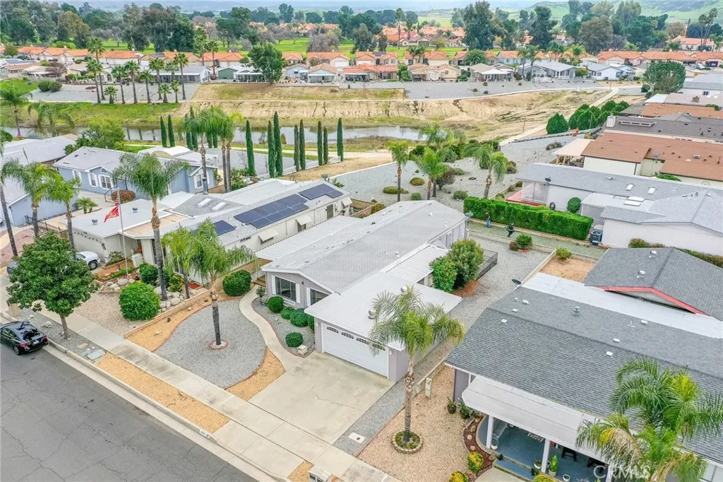 2981 Blue Spruce, Hemet, California 92545 home-pic-25