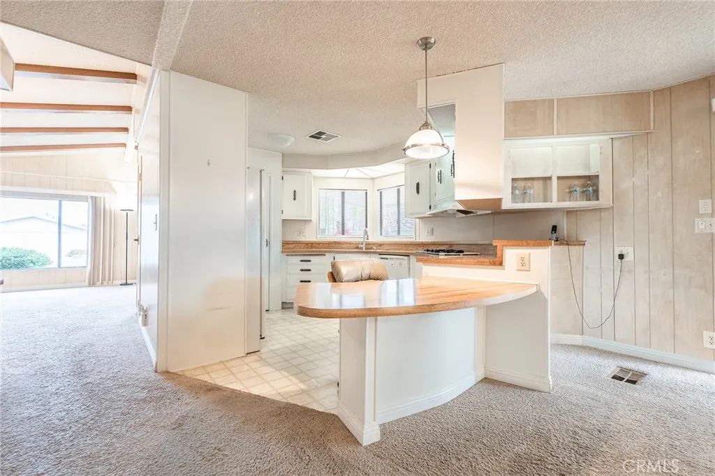 2981 Blue Spruce, Hemet, California 92545 home-pic-3