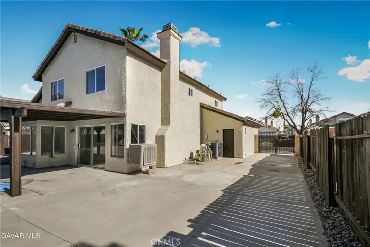 37717 49th E, Palmdale, California 93552