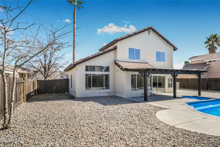 37717 49th E, Palmdale, California 93552