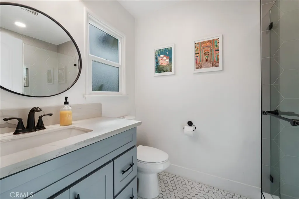 7316 Colbath, Van Nuys, California 91405 home-pic-29