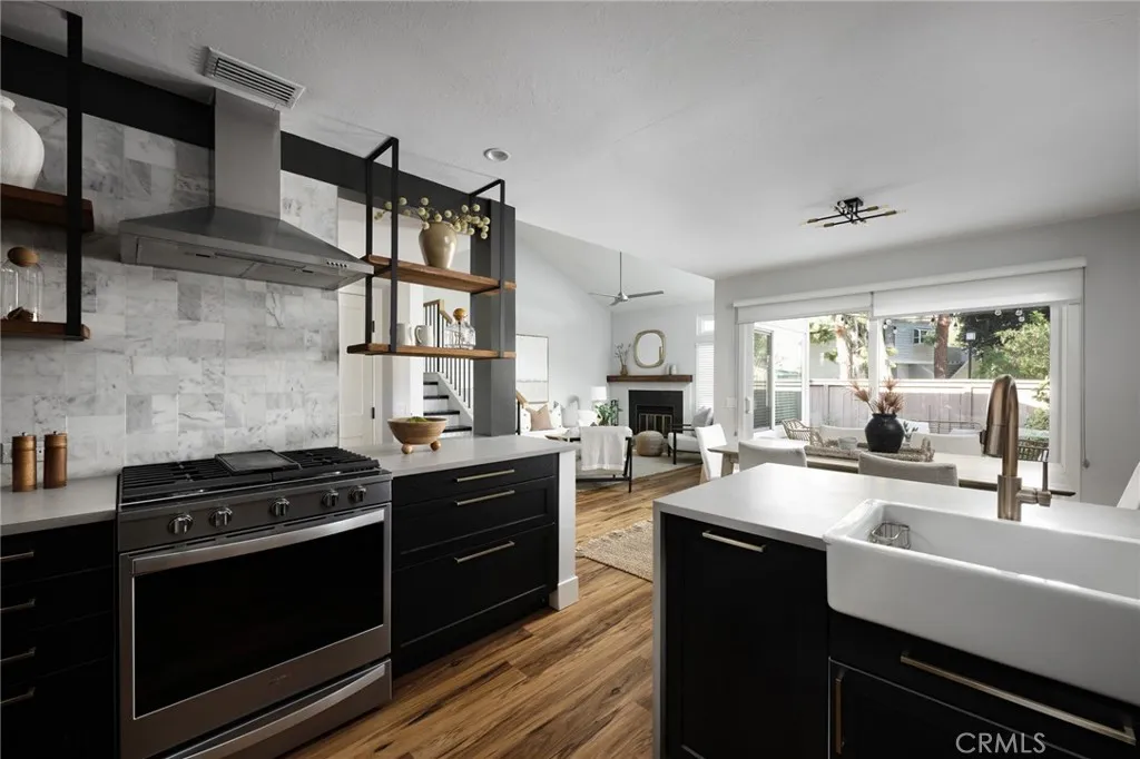 390 Deerfield, Irvine, California 92606 home-pic-6