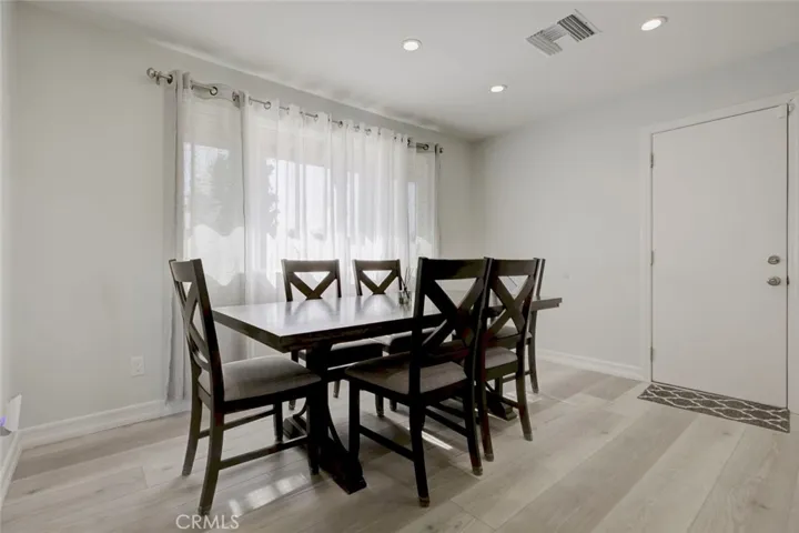 20437 Septo Street, Chatsworth, California 91311