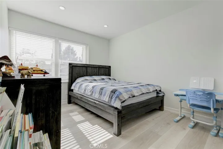 20437 Septo Street, Chatsworth, California 91311