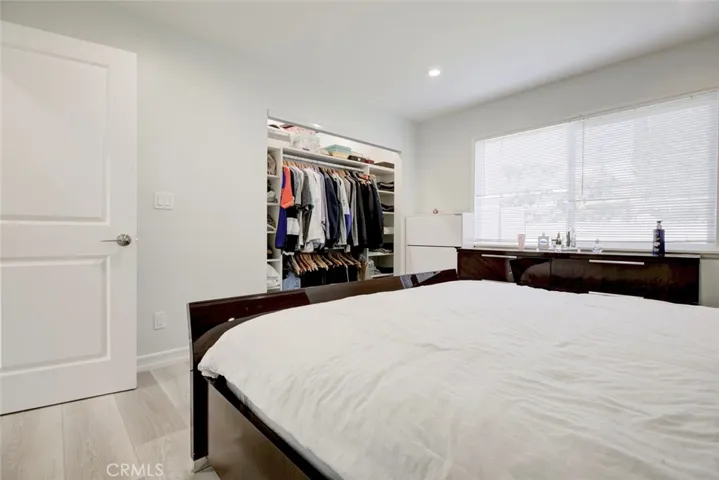 20437 Septo Street, Chatsworth, California 91311