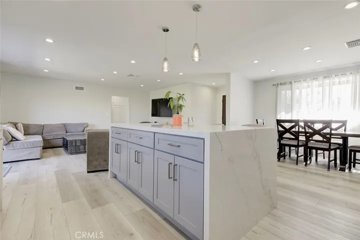 20437 Septo Street, Chatsworth, California 91311