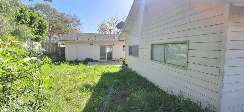 209 Delaware Drive, Ventura, California 93001 home-pic-12
