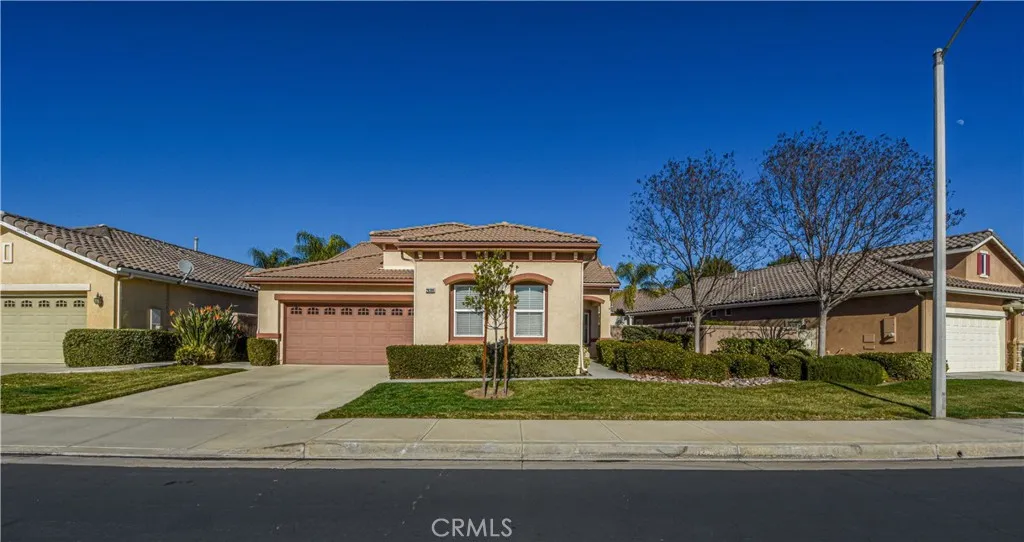 28300 Long Meadow Drive, Menifee, California 92584 home-pic-1