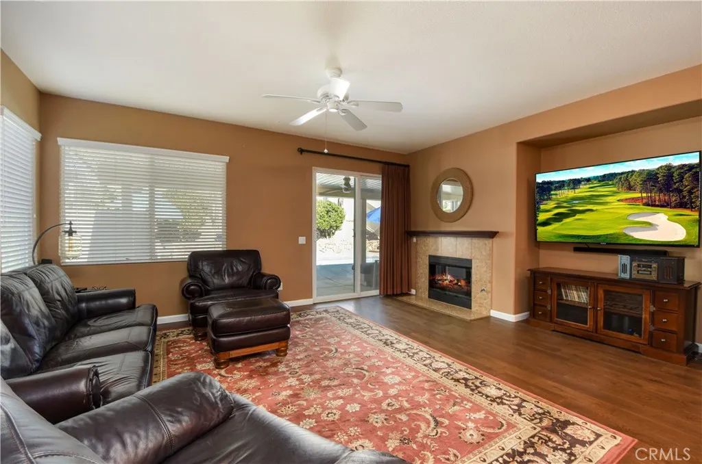 28300 Long Meadow Drive, Menifee, California 92584 home-pic-15