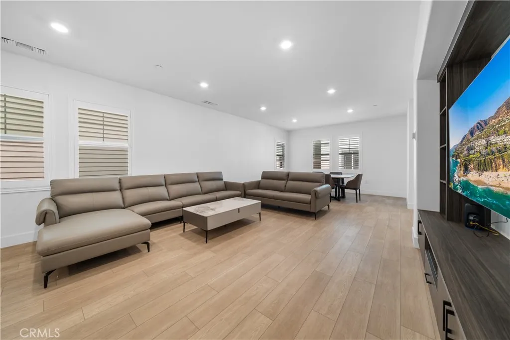 2543 Everly Street, South El Monte, California 91733 home-pic-10