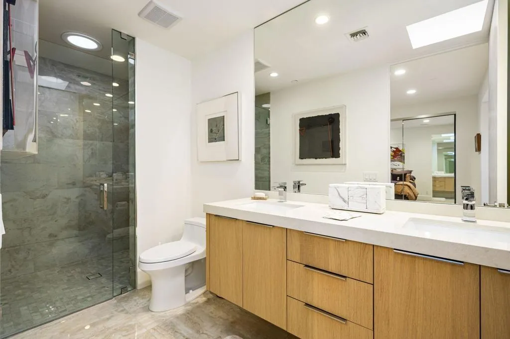 105-web-or-mls-DC_Thunderbird_OPMG_0126_