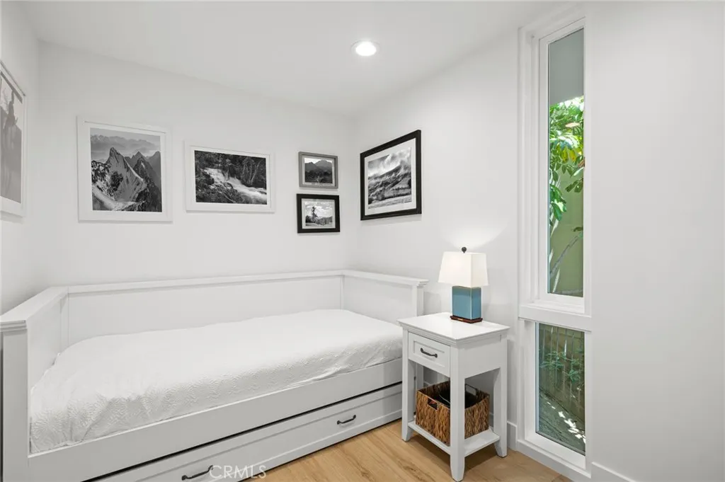 1061 Skyline Drive, Laguna Beach, California 92651 home-pic-31