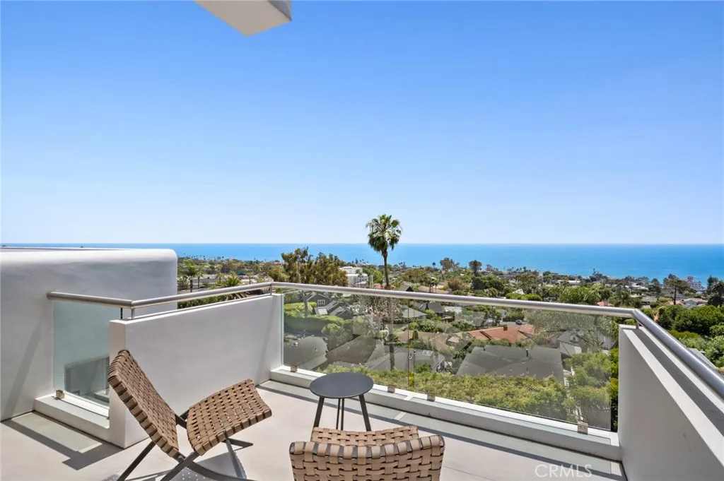 1061 Skyline Drive, Laguna Beach, California 92651 home-pic-6