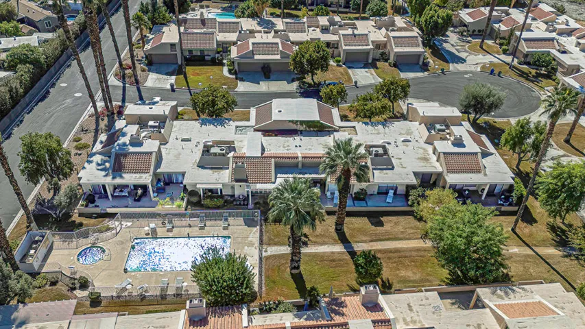 68704 CALLE TOLOSA 9