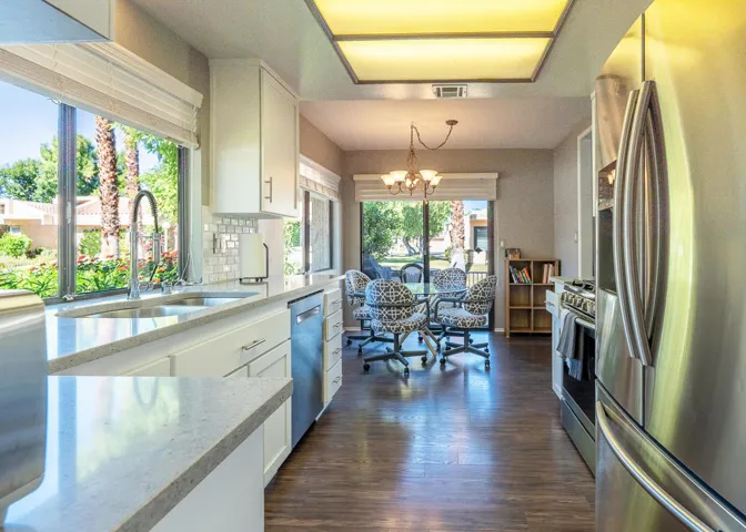 68704 CALLE TOLOSA 33