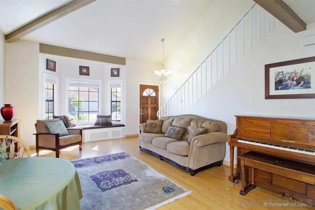 1305 Kiso Glen, Escondido, California 92025 home-pic-2