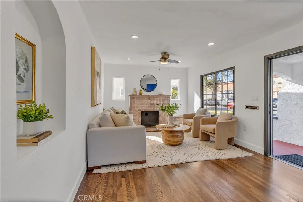 6034 Lime, Long Beach, California 90805 home-pic-7