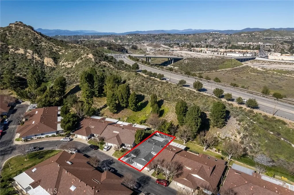 26856 Oak Branch Circle, Newhall, California 91321 home-pic-26