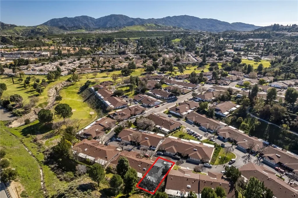 26856 Oak Branch Circle, Newhall, California 91321 home-pic-28